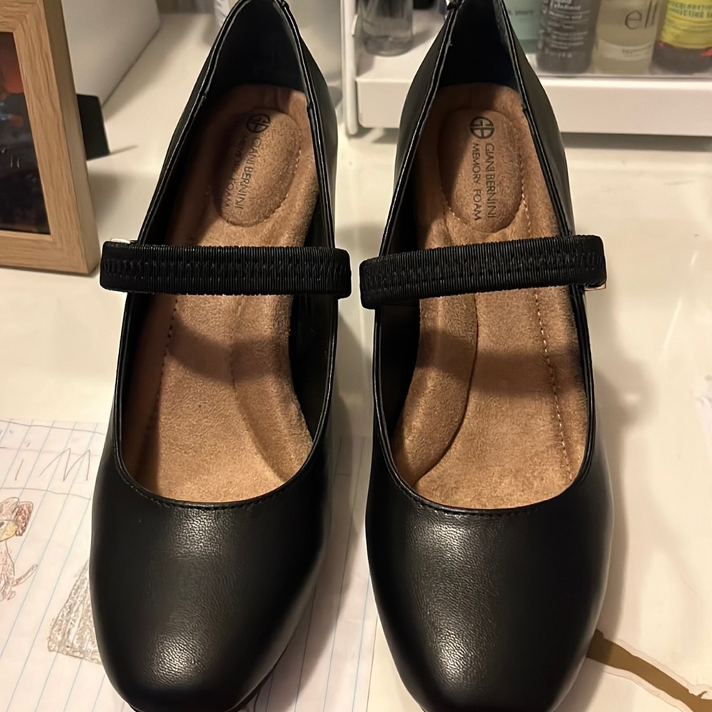 Giani Bernini Memory Foam 6.5